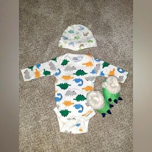 0-3 M dinosaur outfit